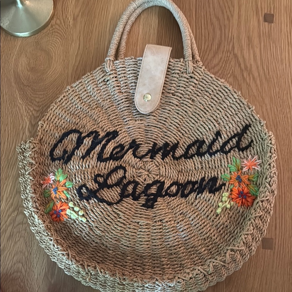 Loungefly Disney Mermaid Lagoon Woven Straw Bag - Tan